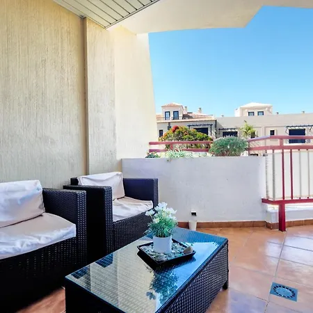 Balandros Apartment *